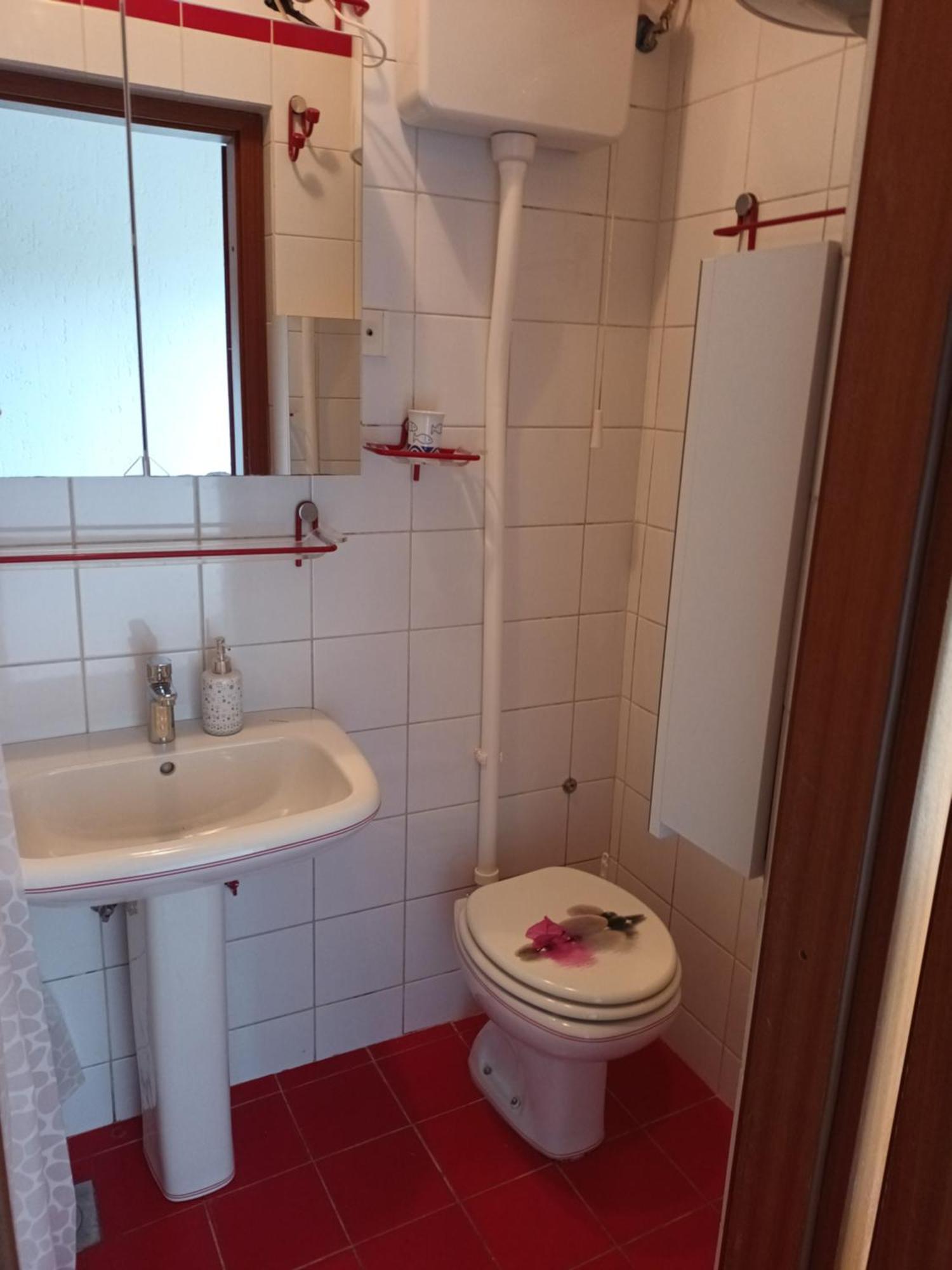 Apartmani Bozica Jadranovo Eksteriør billede